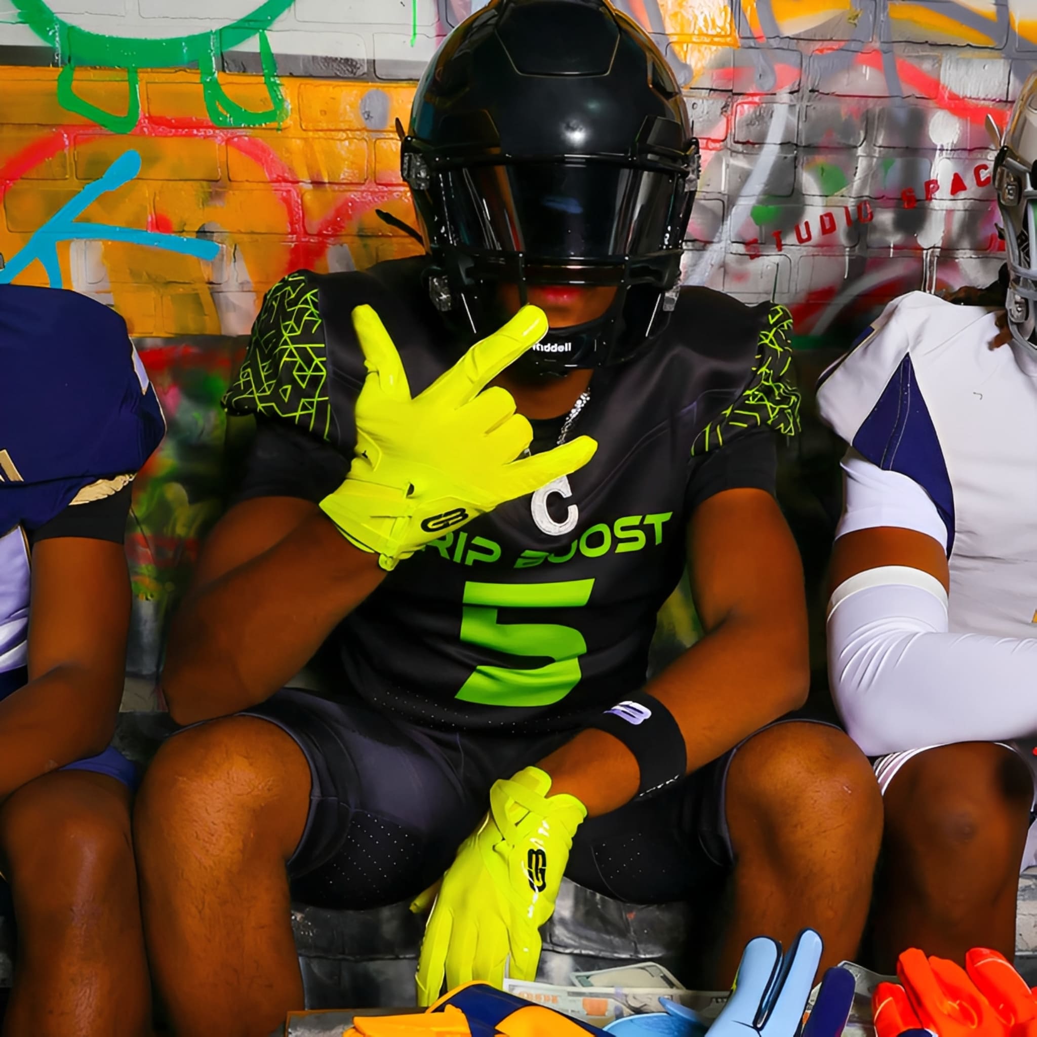 American Football Handschuhe Grip Boost Solid Stealth 6 Boost+ Neon Yellow