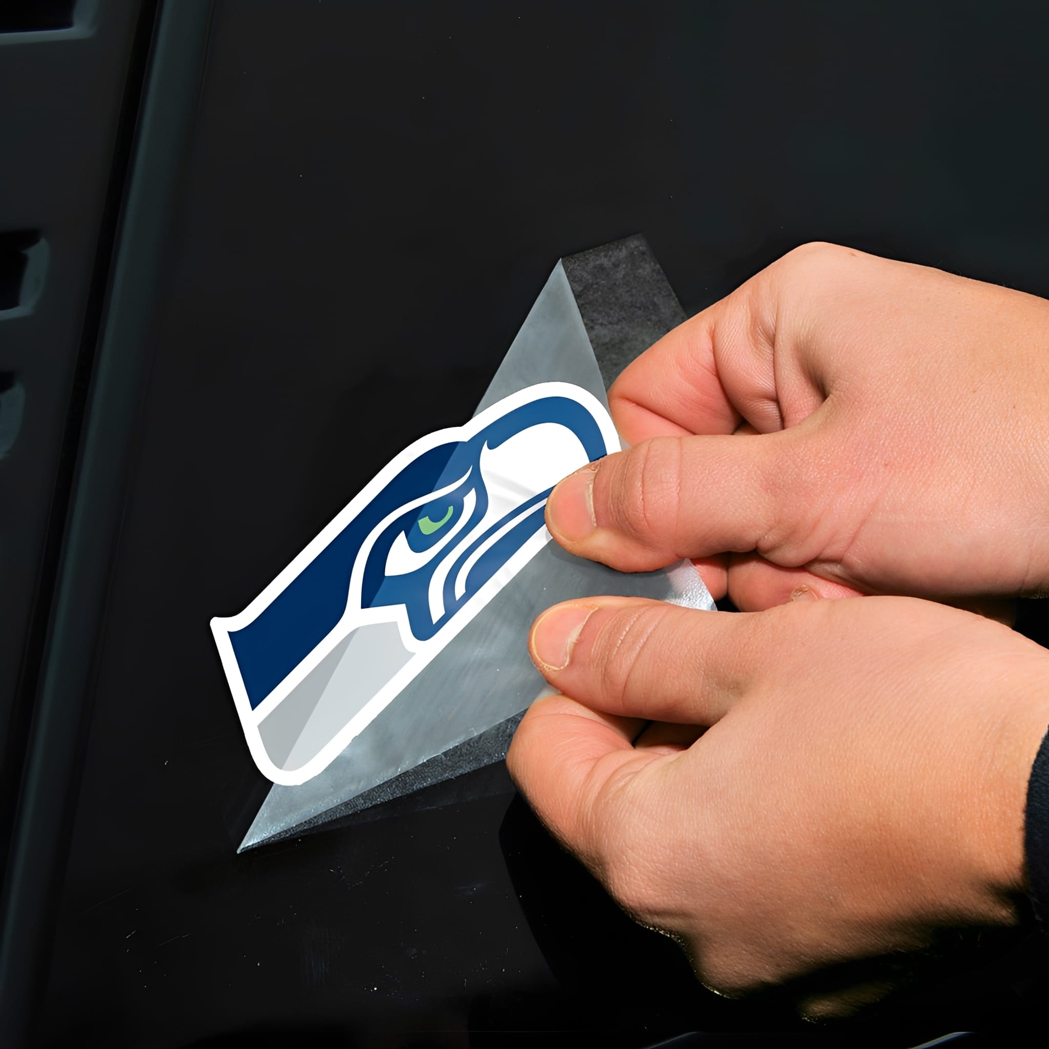 NFL Aufkleber Seattle Seahawks Perfect Cut Color Decal 4" x 4" - Anwendung