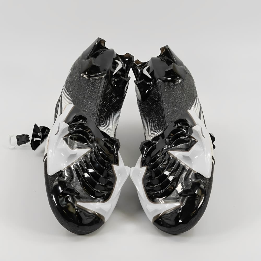 nike-vapor-edge-elite-360-flyknit-football-cleats-black-white-1