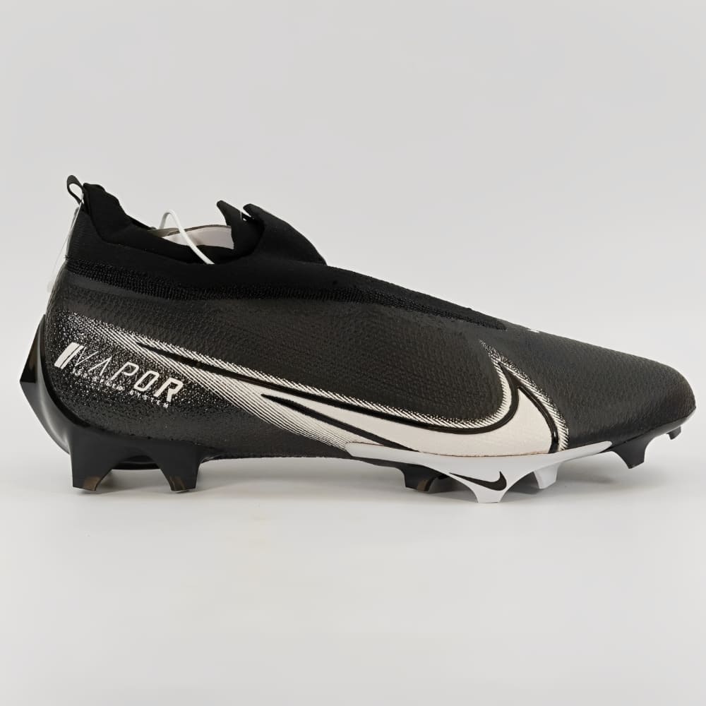 nike-vapor-edge-elite-360-flyknit-football-cleats-black-white